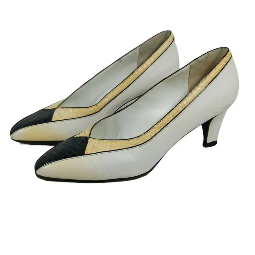 Yves Saint Laurent YSL Vintage Pumps size 7M.   S2580